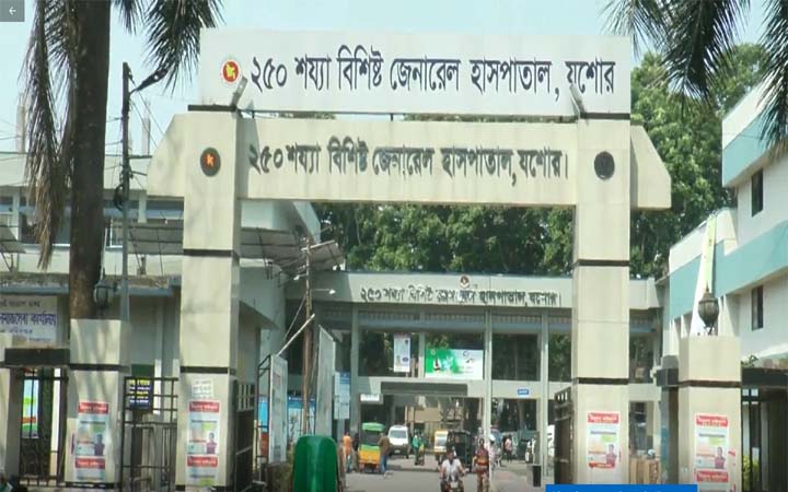 পটল ক্ষেত  গৃহবধুর লাশ উদ্ধার